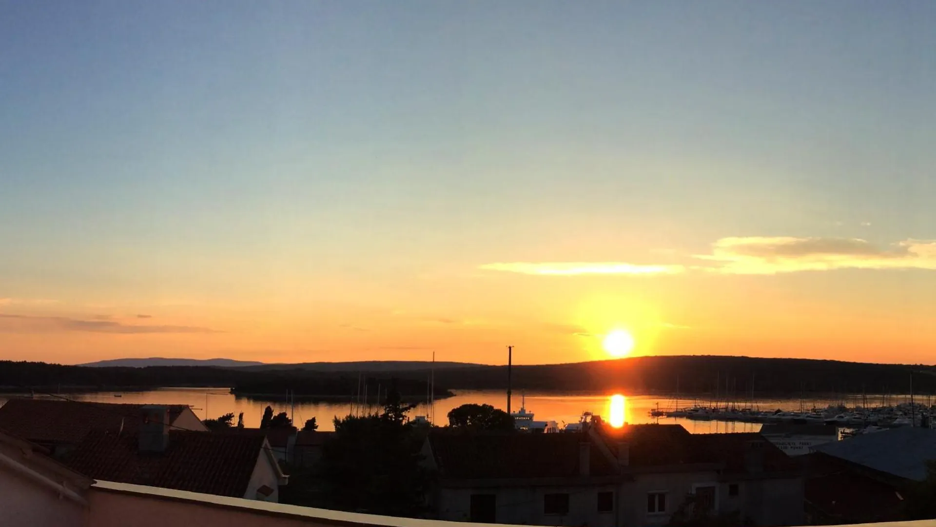 Apartments Monika Bed & Breakfast 1&4 Punat Croatia